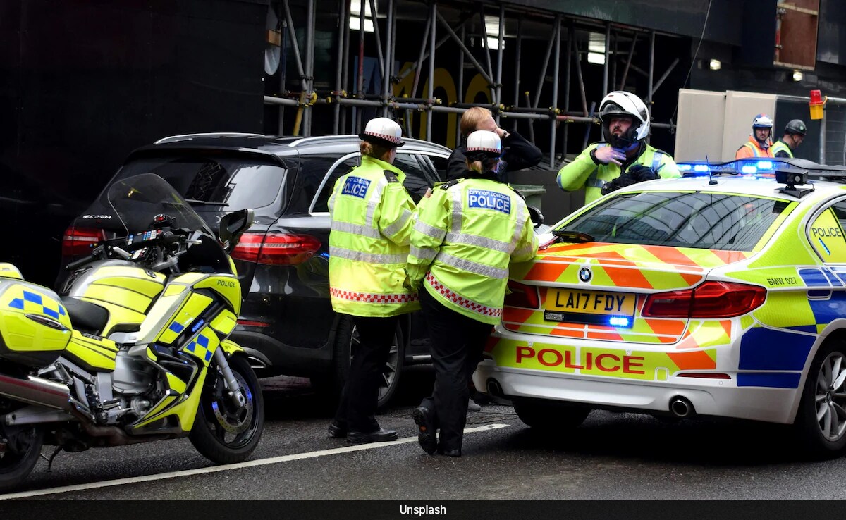 Полицейските сили във Великобритания решиха че служителите на мъжете сега