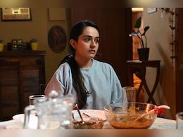 फैमिली आज कल के 1 साल पूरे होने पर खुश हैं अपूर्वा अरोड़ा, बोलीं- यह शो हमेशा दिल के करीब फैमिली आज कल के 1 साल पूरे होने पर खुश हैं अपूर्वा अरोड़ा, बोलीं- यह शो हमेशा दिल के करीब