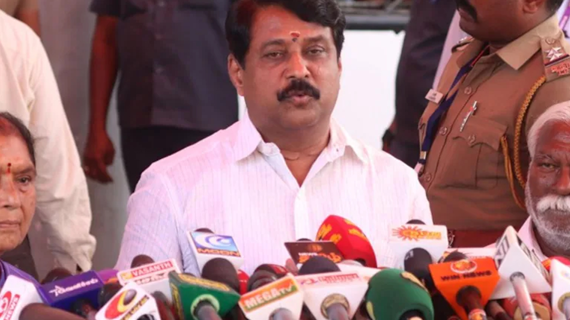 Tamil Nadu Gets New BJP Chief, Day After Alliance Announced With AIADMK