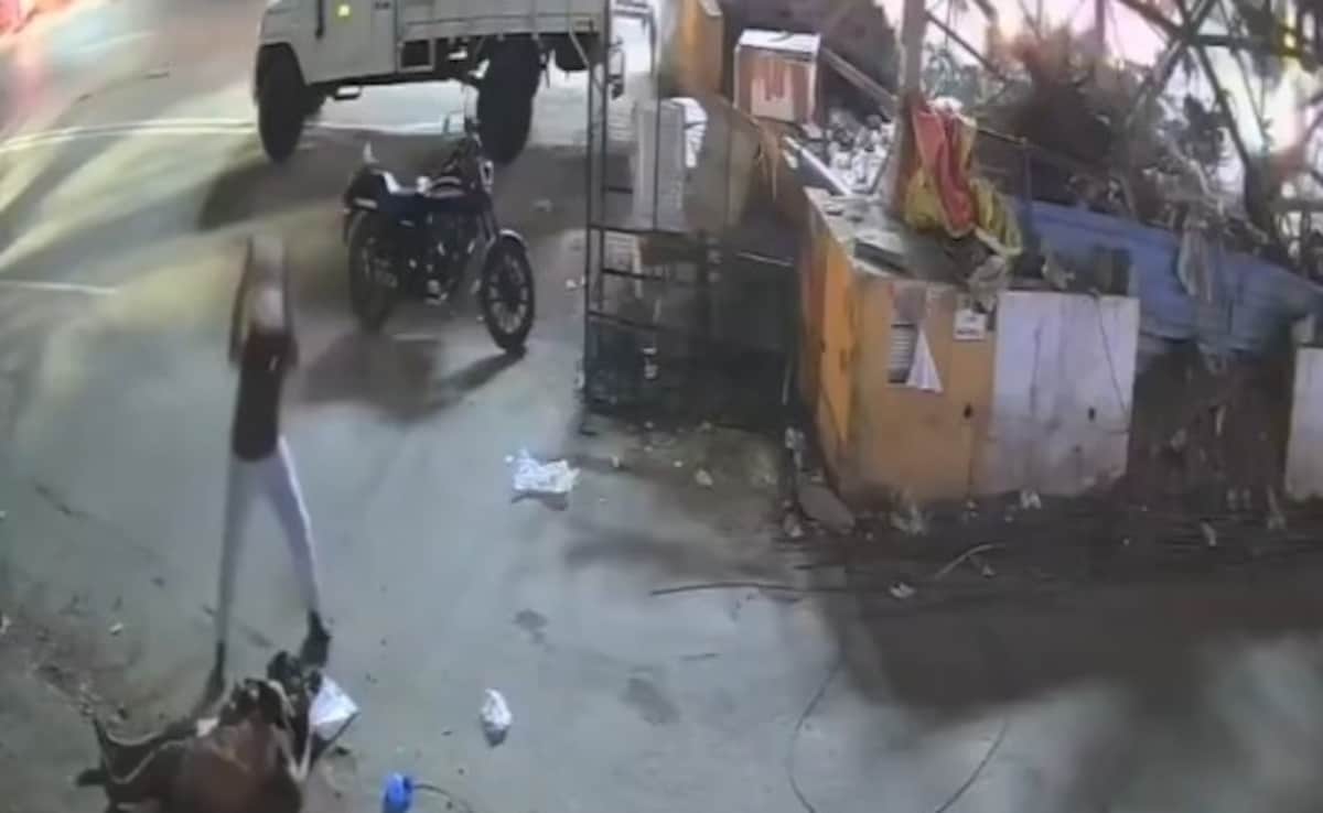 Хайдерабад A pregnant woman was brutally attacked with cement bricks