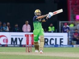 IPL में इतिहास बनाने से विराट कोहली कुछ ही दूर, 'गब्बर' का कब टूटेगा रिकॉर्ड? IPL में इतिहास बनाने से विराट कोहली कुछ ही दूर, 'गब्बर' का कब टूटेगा रिकॉर्ड?