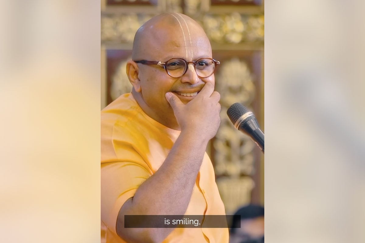 Gaur Gopal Das Decodes the True Meaning of a Smile Gaur Gopal Das Decodes the True Meaning of a Smile