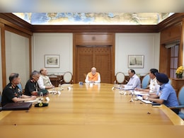 पहलगाम हमले पर हाई लेवल मीटिंग के बाद PM मोदी की संघ प्रमुख के साथ डेढ़ घंटे की बैठक, अमित शाह भी थे साथ पहलगाम हमले पर हाई लेवल मीटिंग के बाद PM मोदी की संघ प्रमुख के साथ डेढ़ घंटे की बैठक, अमित शाह भी थे साथ