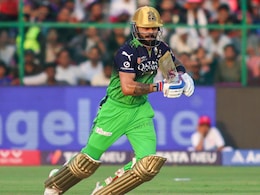Virat Kohli: किंग कोहली ने अपने नाम किया एक और रिकॉर्ड, राजस्थान के खिलाफ T20 क्रिकेट में बनाया 100वां अर्धशतक Virat Kohli: किंग कोहली ने अपने नाम किया एक और रिकॉर्ड, राजस्थान के खिलाफ T20 क्रिकेट में बनाया 100वां अर्धशतक