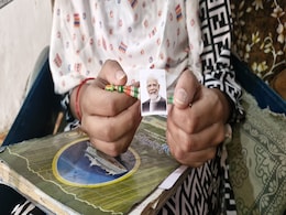 Triple Talaq Law: बैतूल की पीड़िता ने PM को उर्दू में पत्र लिखा, तीन तलाक कानून के लिए कहा- थैंक यू Triple Talaq Law: बैतूल की पीड़िता ने PM को उर्दू में पत्र लिखा, तीन तलाक कानून के लिए कहा- थैंक यू