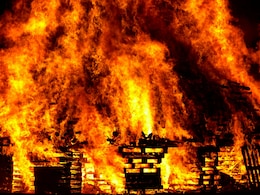 Chinese Student Suffers 90% Burns After Roommate's E-Bike Battery Explodes Chinese Student Suffers 90% Burns After Roommate's E-Bike Battery Explodes