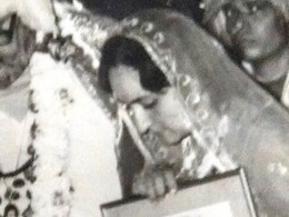 राज घराने से हैं कपूर खानदान की ये बहू, शादी के बाद नहीं बनना चाहती थीं मां, लिया पति की पहली शादी से बच्चों को पालने का फैसला राज घराने से हैं कपूर खानदान की ये बहू, शादी के बाद नहीं बनना चाहती थीं मां, लिया पति की पहली शादी से बच्चों को पालने का फैसला