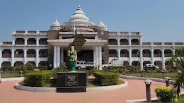Bemetra: पुलिस विभाग के बाद अब राजस्व विभाग में बड़ा स्थानांतरण, तहसीलदारों और नायब तहसीलदारों में हुआ फेर-बदल