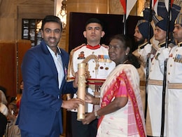 Ravichandran Ashwin Receives Padma Shri Award. BCCI Reacts Ravichandran Ashwin Receives Padma Shri Award. BCCI Reacts