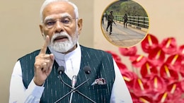 Pahalgam Terror Attack: पहलगाम आतंकी हमले के बाद एक्शन में PM मोदी, एयरपोर्ट पर ही अधिकारियों संग की बैठक