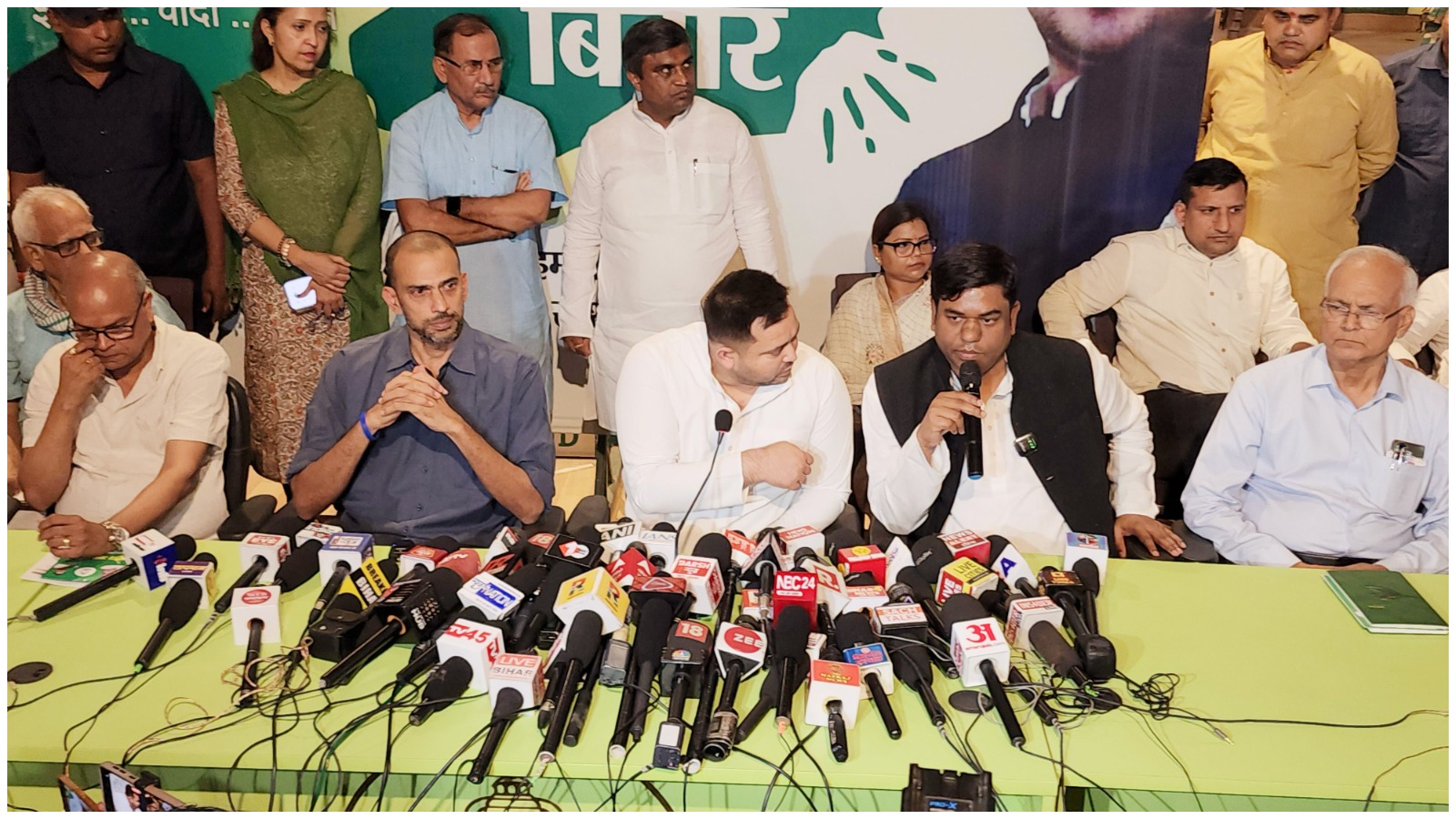 RJD-135, कांग्रेस-61…महागठबंधन में सीट बंटवारे पर बैठक की INSIDE STORY EXCLUSIVE