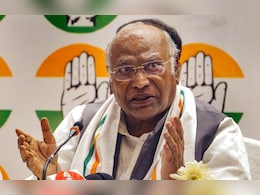 राजस्थान कांग्रेस में संगठनात्मक मजबूती की नई कवायद, मल्लिकार्जुन खड़गे करेंगे मंडल अध्यक्षों से सीधा संवाद राजस्थान कांग्रेस में संगठनात्मक मजबूती की नई कवायद, मल्लिकार्जुन खड़गे करेंगे मंडल अध्यक्षों से सीधा संवाद