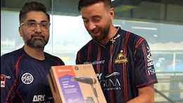 'Hair Dryer' As Reward For Player Of The Match In PSL. Internet In Splits