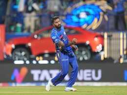 "Can Be A Gun Fielder, Bowl Those Gun Overs": Hardik Pandya's Massive Praise For MI Star "Can Be A Gun Fielder, Bowl Those Gun Overs": Hardik Pandya's Massive Praise For MI Star