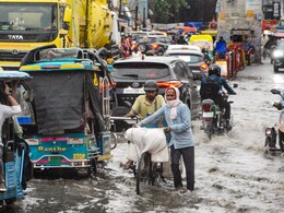 यूपी और बिहार में मौसम का रौद्र रूप, आंधी, तूफान, बिजली गिरने से हाहाकार, 56 से ज्यादा लोगों की मौत यूपी और बिहार में मौसम का रौद्र रूप, आंधी, तूफान, बिजली गिरने से हाहाकार, 56 से ज्यादा लोगों की मौत