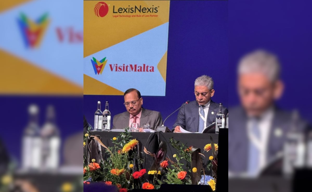 Съдилищата в Индия не просто тълкуват закона като студена заповед