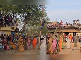 पति खाते हैं पत्नियों से मार, MP के देवास में होता है कुछ ऐसा