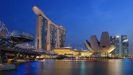Singapore Airport Is World's Best Airport 2025: Top 10 Luxury Resorts To Stay At