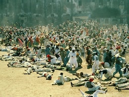 इस फिल्म को बनाने में भारत सरकार ने दिए थे पैसे, 3 लाख लोगों ने किया था काम, 94,560 लोगों ने ली थी अच्छी फीस इस फिल्म को बनाने में भारत सरकार ने दिए थे पैसे, 3 लाख लोगों ने किया था काम, 94,560 लोगों ने ली थी अच्छी फीस