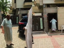 Rajasthan Politics: राजेंद्र राठौड़ से मिलने पहुंचे कांग्रेस से निष्कासित अमीन खान, पश्चिमी राजस्थान में सियासी हलचल तेज़ Rajasthan Politics: राजेंद्र राठौड़ से मिलने पहुंचे कांग्रेस से निष्कासित अमीन खान, पश्चिमी राजस्थान में सियासी हलचल तेज़