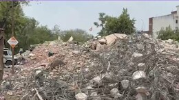 जयपुर में झारखंड तिराहे से बायपास तक चला बुलडोज़र, सड़क चौड़ीकरण में अतिक्रमण ढहाए&nbsp;