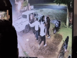 Rajasthan: सीकर में बदमाशों ने होटल संचालक के हाथ-पैर तोड़े, रास्ते में पटक कर हुए फरार, CCTV में क़ैद हुई घटना  Rajasthan: सीकर में बदमाशों ने होटल संचालक के हाथ-पैर तोड़े, रास्ते में पटक कर हुए फरार, CCTV में क़ैद हुई घटना