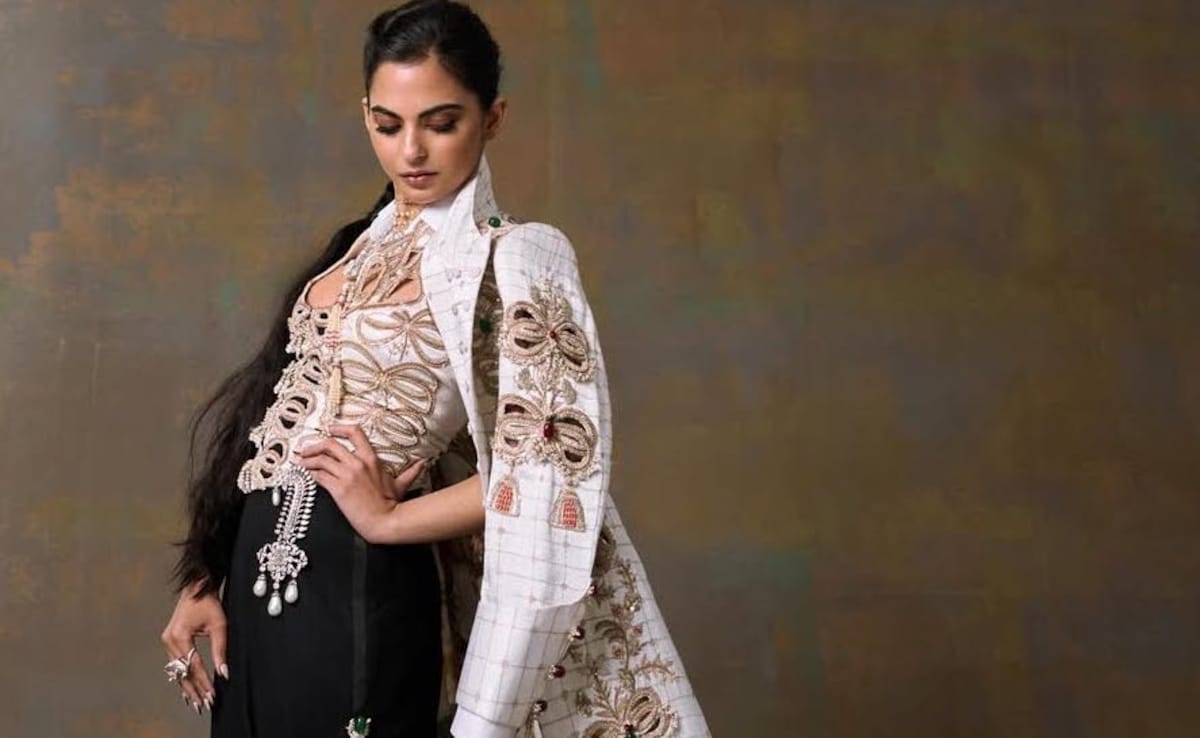 Photo: Instagram/anamikakhanna.in Photo: Instagram/anamikakhanna.in