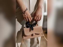 599 रुपये में पाएं Trendy और Attractive Bags की बेहतरीन Deals, Shoulder से लेकर Sling Bags तक, मिलेगा सब कुछ! 599 रुपये में पाएं Trendy और Attractive Bags की बेहतरीन Deals, Shoulder से लेकर Sling Bags तक, मिलेगा सब कुछ!