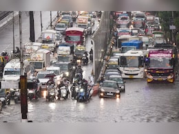 Mumbai Hit By Heavy Rains, Average Rainfall Of 90 MM Recorded Mumbai Hit By Heavy Rains, Average Rainfall Of 90 MM Recorded