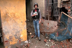 NDTV Ground Report: In J&K's Irwan Khater, Residents Relocate Amid Shelling NDTV Ground Report: In J&K's Irwan Khater, Residents Relocate Amid Shelling