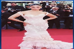 Alia Bhatt's Breathtaking Schiaparelli Outfit For Cannes Debut Alia Bhatt's Breathtaking Schiaparelli Outfit For Cannes Debut