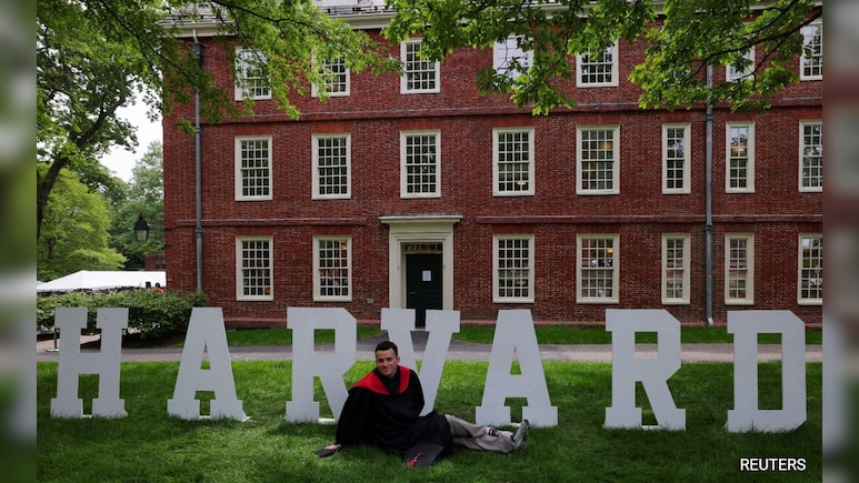 Harvard University ने लॉन्&zwj;च किए 6 Free ऑनलाइन कोर्स, घर बैठे AI, वेब डेवलेपमेंट, प्रोग्रामिंग, कोडिंग सीखें