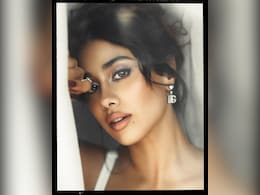 Cannes 2025: Janhvi Kapoor's Hilarious Reaction To Being Called 'Plastic' As She Gets Ready Cannes 2025: Janhvi Kapoor's Hilarious Reaction To Being Called 'Plastic' As She Gets Ready
