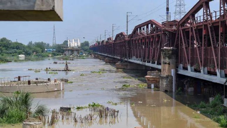 Delhi Directs Closure Of Traffic On Railway Bridge Amid Rising Yamuna Levels