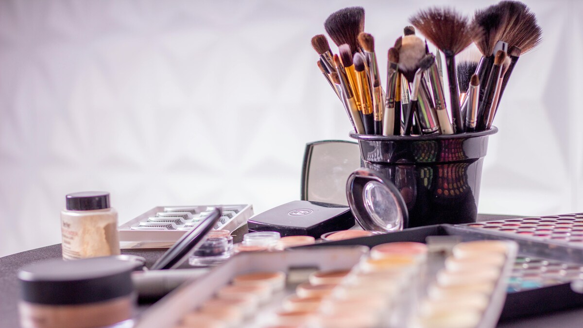 Amazon Discounts on Max Factor Makeup Products