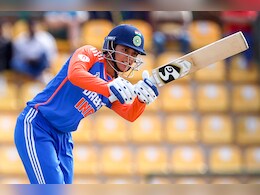 INDW vs SLW: स्मृति मंधाना का शतक, भारत ने श्रीलंका को जीत के लिए दिया 343 रनों का लक्ष्य INDW vs SLW: स्मृति मंधाना का शतक, भारत ने श्रीलंका को जीत के लिए दिया 343 रनों का लक्ष्य