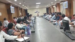 CG Vyapam :&nbsp; यहां डीएलएड और बीएड प्रवेश परीक्षा की चल रही थी तैयारी, मीटिंग में नहीं पहुंचे ये 9 अधिकारी; नोटिस जारी