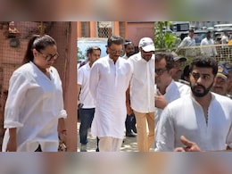 Nirmal Surinder Kapoor Dies At 90: Anil Kapoor, Arjun Kapoor, Rani Mukerji Pay Final Respects Nirmal Surinder Kapoor Dies At 90: Anil Kapoor, Arjun Kapoor, Rani Mukerji Pay Final Respects