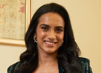 ?My Husband?s Second Home?: PV Sindhu Dives Into An Authentic Food Spot In Singapore ?My Husband?s Second Home?: PV Sindhu Dives Into An Authentic Food Spot In Singapore