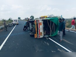 शादी से दो दिन पहले गई जान, घर में गूंज रही थी शादी की शहनाई; अब छाया सन्नाटा शादी से दो दिन पहले गई जान, घर में गूंज रही थी शादी की शहनाई; अब छाया सन्नाटा