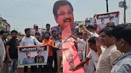 Rajasthan: कोटा में कांग्रेस का प्रदर्शन, कर्नल सोफिया पर अभद्र टिप्पणी करने वाले भाजपा नेता की ज़बान को वाइपर से धोया