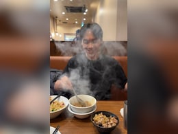 Japanese Restaurant Gives A Hot Stone If Your Soup Gets Cold - Watch How It Works Japanese Restaurant Gives A Hot Stone If Your Soup Gets Cold - Watch How It Works