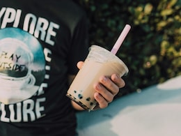 बोबा टी पीते हैं आप तो जान लें डॉक्टर की यह बात, लिवर पर Boba Tea का कुछ ऐसा होता है असर बोबा टी पीते हैं आप तो जान लें डॉक्टर की यह बात, लिवर पर Boba Tea का कुछ ऐसा होता है असर