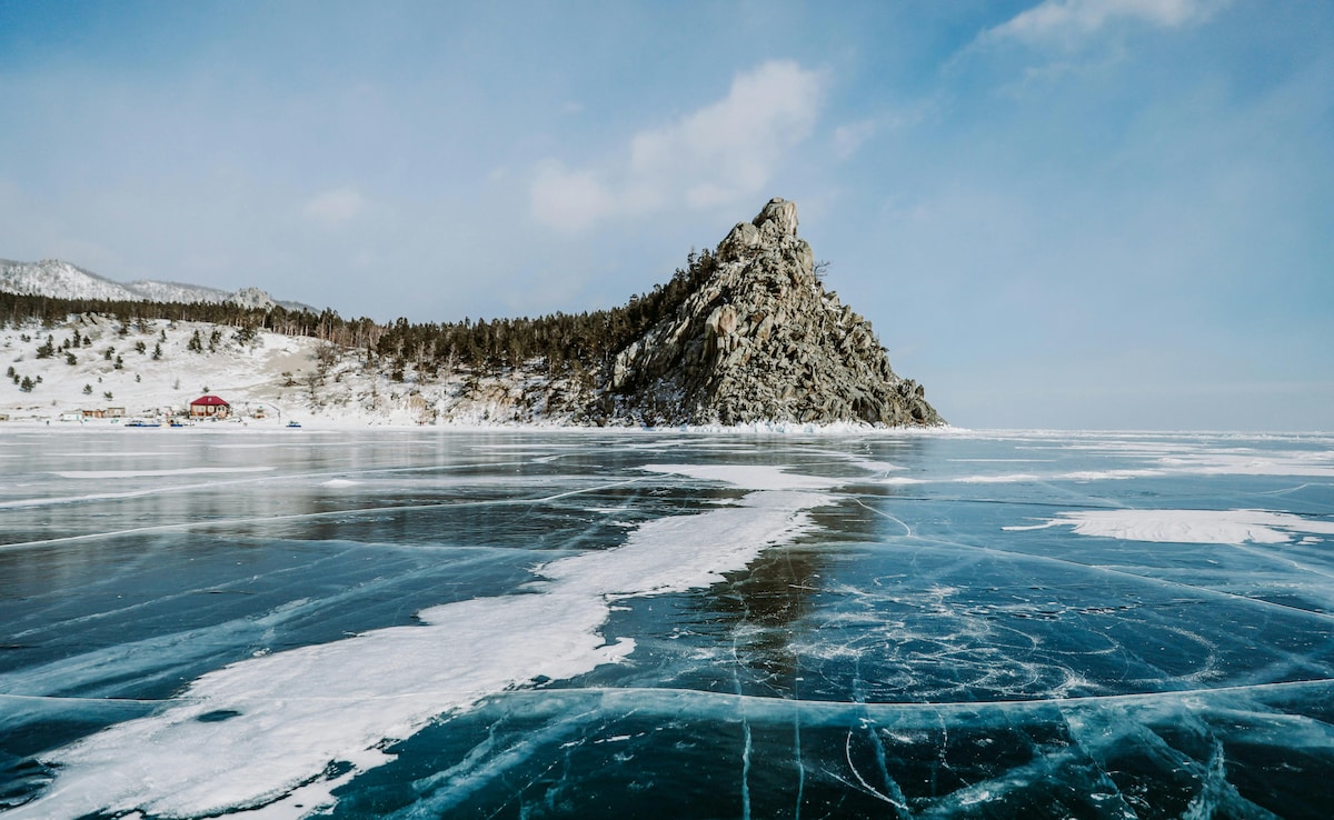 Lake Baikal. Photo: Unsplash Lake Baikal. Photo: Unsplash