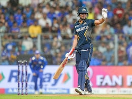 Shubman Gill Argues With Umpire Once Again During Rain-Curtailed IPL Clash. Reason... Shubman Gill Argues With Umpire Once Again During Rain-Curtailed IPL Clash. Reason...