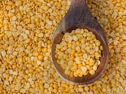 Squeezing Lemon To Dal, Chickpea And Other Dishes Can Offer These Many Benefits Squeezing Lemon To Dal, Chickpea And Other Dishes Can Offer These Many Benefits