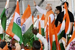 PM Modi To Launch Gujarat's Urban Development Plan In Gandhinagar Today PM Modi To Launch Gujarat's Urban Development Plan In Gandhinagar Today