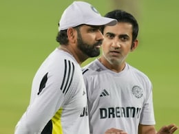 Rohit Sharma : एक कॅप्टन... रोहितच्या निवृत्तीवर गौतम गंभीरच्या पोस्टची फॅन्समध्ये चर्चा Rohit Sharma : एक कॅप्टन... रोहितच्या निवृत्तीवर गौतम गंभीरच्या पोस्टची फॅन्समध्ये चर्चा