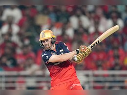 Phil Salt: फिल साल्ट ने रच दिया इतिहास, यह कारनामा करने वाले RCB के पहले और IPL इतिहास के तीसरे बल्लेबाज बने Phil Salt: फिल साल्ट ने रच दिया इतिहास, यह कारनामा करने वाले RCB के पहले और IPL इतिहास के तीसरे बल्लेबाज बने