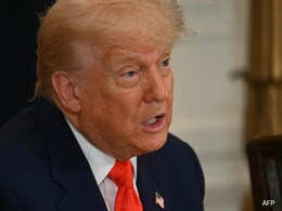 विदेश में बनने वाले सभी स्मार्टफोन पर लगेगा टैरिफ, एप्पल भी शामिल : डोनाल्ड ट्रंप का बड़ा ऐलान   विदेश में बनने वाले सभी स्मार्टफोन पर लगेगा टैरिफ, एप्पल भी शामिल : डोनाल्ड ट्रंप का बड़ा ऐलान